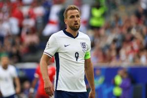 胜负预测-评论员：英格兰每场比赛凯恩都想踢，我能理解&amp;梅西C罗都是如此