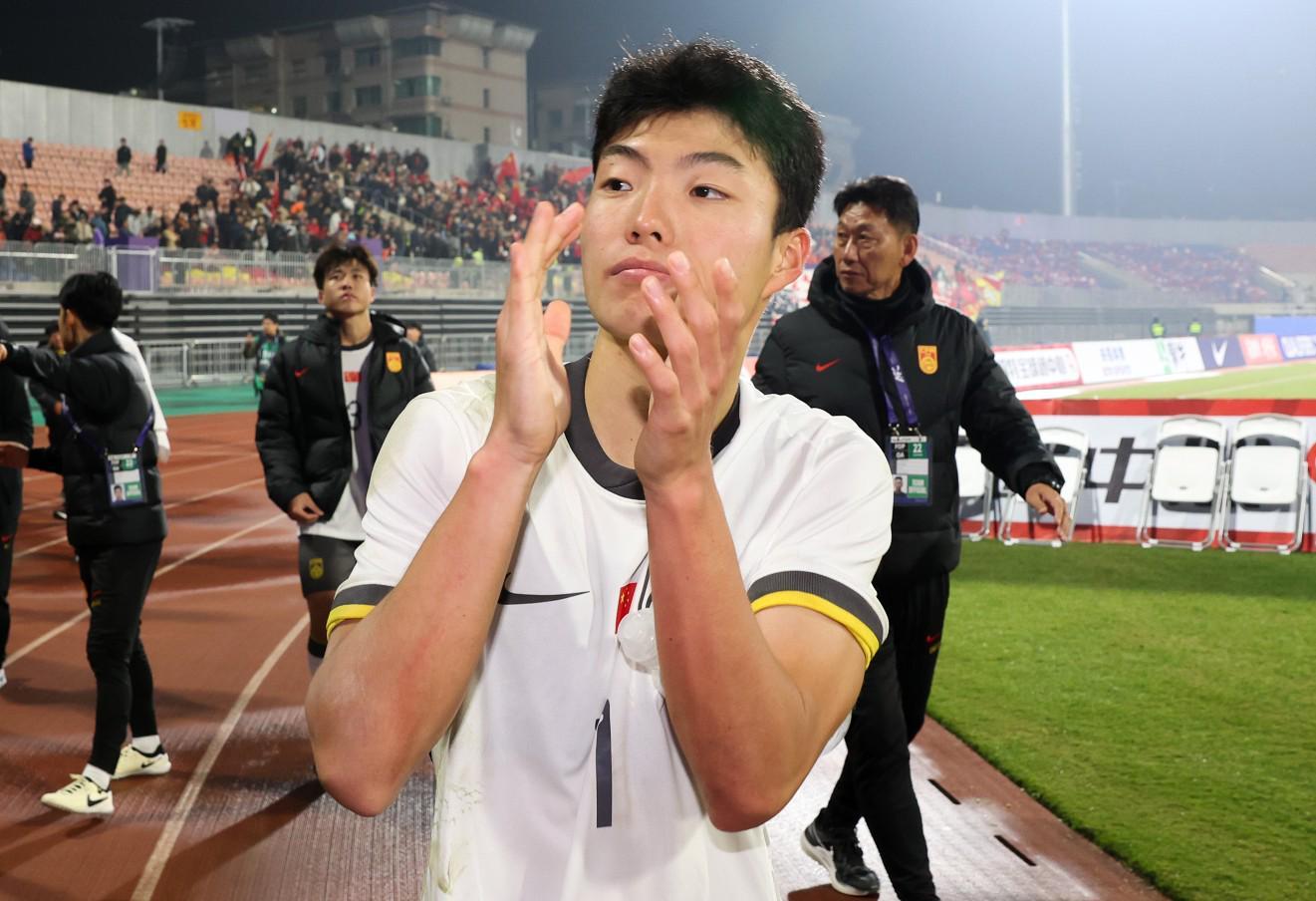 何思凡:努力没有被辜负;后面肯定是朝着冠军去奋斗